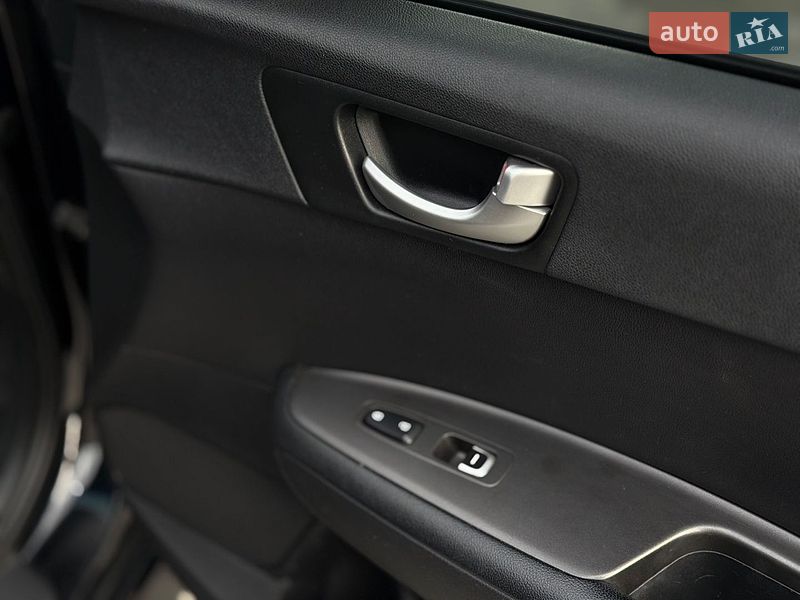 Седан Kia Optima 2016 в Рівному фото 26 Седан Kia Optima 2016 в Рівному