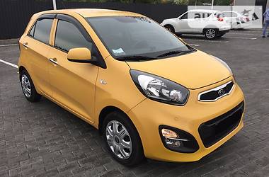 Хэтчбек Kia Picanto 2012 в Днепре