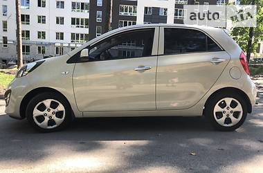 Седан Kia Picanto 2012 в Ирпене