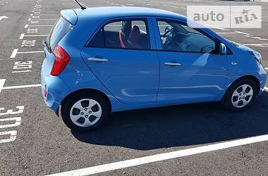 Хэтчбек Kia Picanto 2012 в Киеве