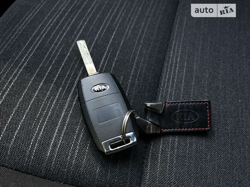 Хэтчбек Kia Picanto 2018 в Черновцах фото 18 Хэтчбек Kia Picanto 2018 в Черновцах