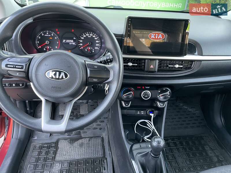 Хэтчбек Kia Picanto 2017 в Ивано-Франковске