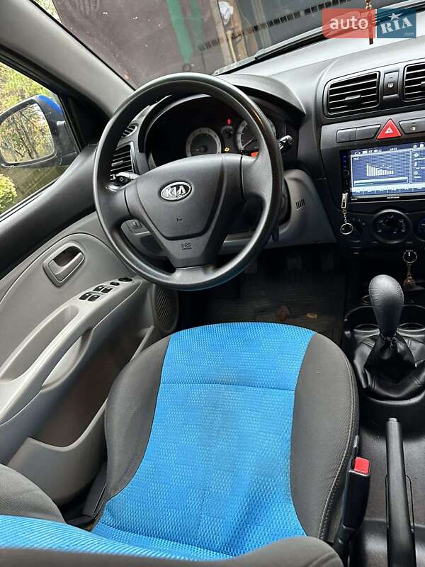 Хэтчбек Kia Picanto 2008 в Мукачево