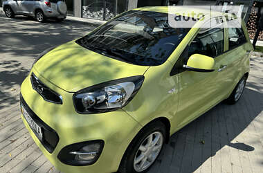 Хэтчбек Kia Picanto 2012 в Ужгороде