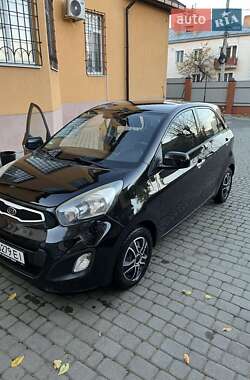 Хэтчбек Kia Picanto 2012 в 