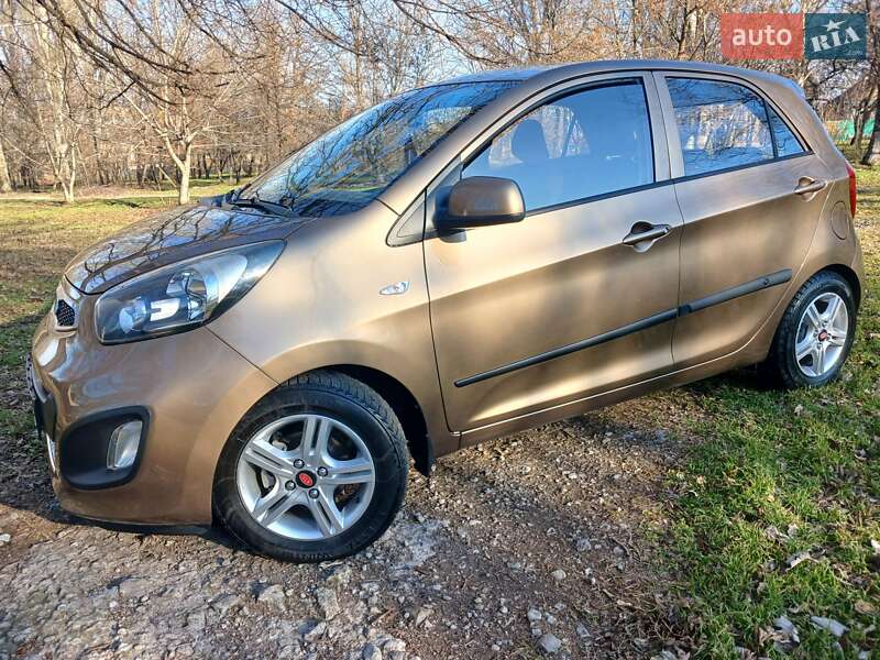 Хэтчбек Kia Picanto 2011 в Запорожье