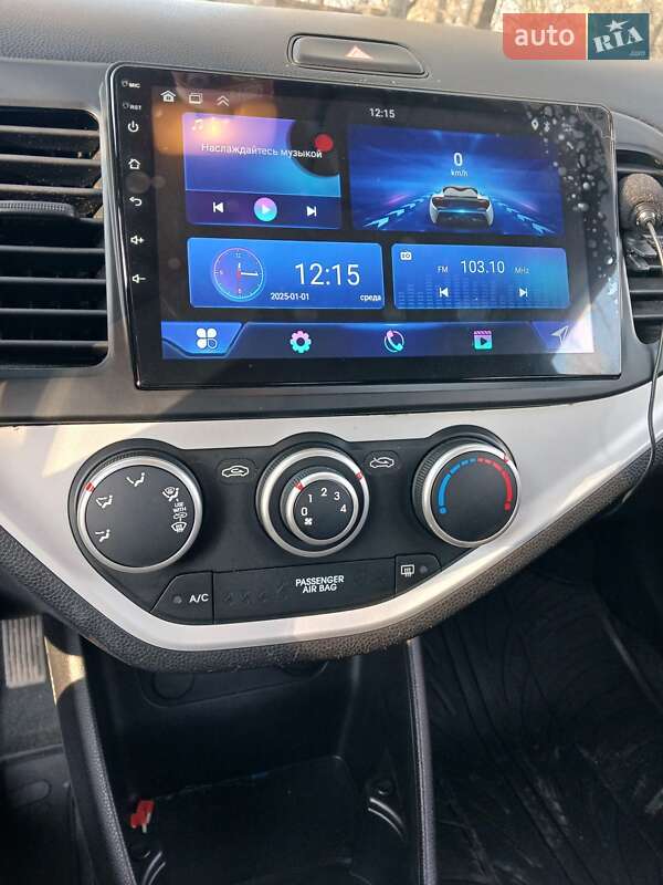 Хэтчбек Kia Picanto 2011 в Запорожье