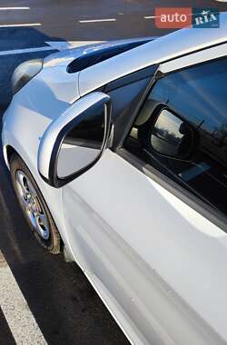 Хэтчбек Kia Picanto 2011 в 