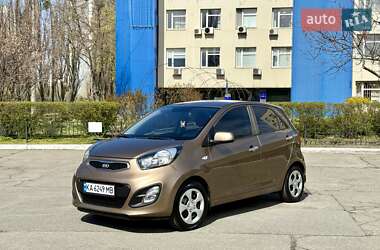 Хэтчбек Kia Picanto 2013 в 