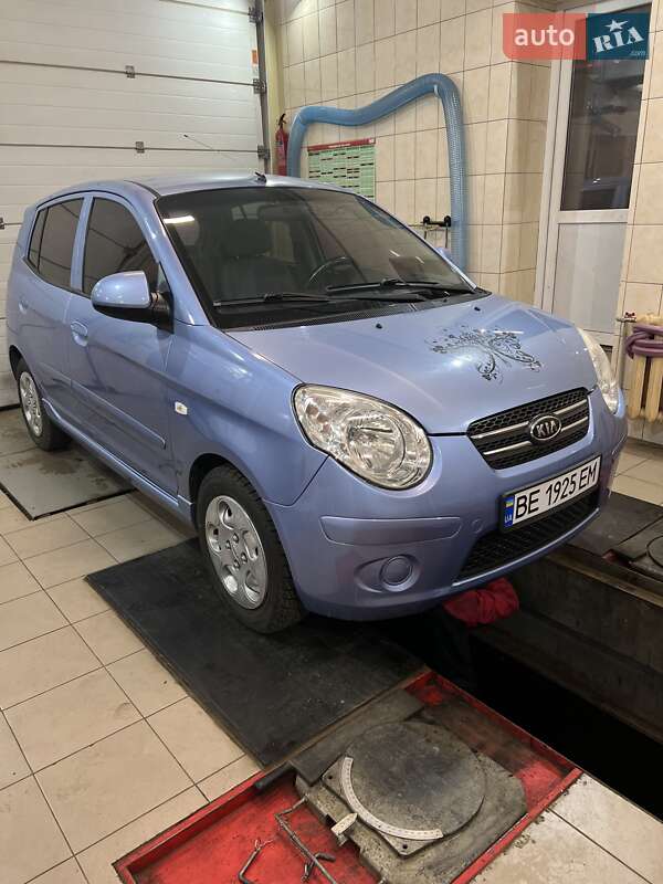 Хэтчбек Kia Picanto 2008 в 