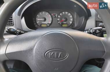 Хэтчбек Kia Picanto 2007 в 