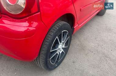 Хэтчбек Kia Picanto 2008 в 