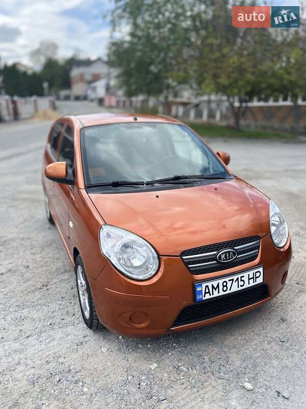 Хэтчбек Kia Picanto 2008 в Звягеле фото 8 Хэтчбек Kia Picanto 2008 в Звягеле