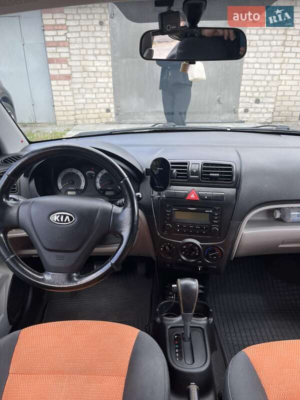Хэтчбек Kia Picanto 2008 в Звягеле фото 17 Хэтчбек Kia Picanto 2008 в Звягеле
