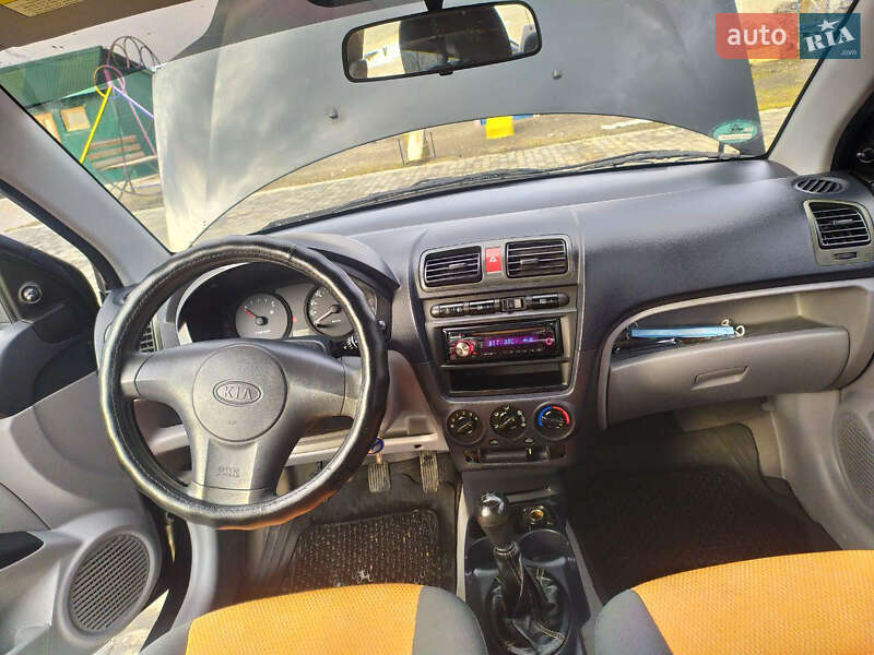 Хэтчбек Kia Picanto 2007 в Новоселице