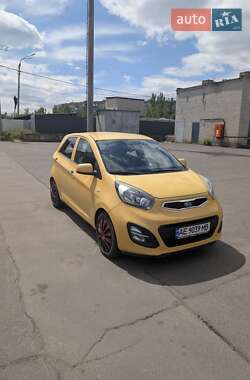 Хэтчбек Kia Picanto 2011 в 