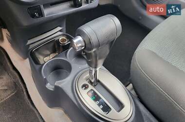 Хэтчбек Kia Picanto 2005 в 