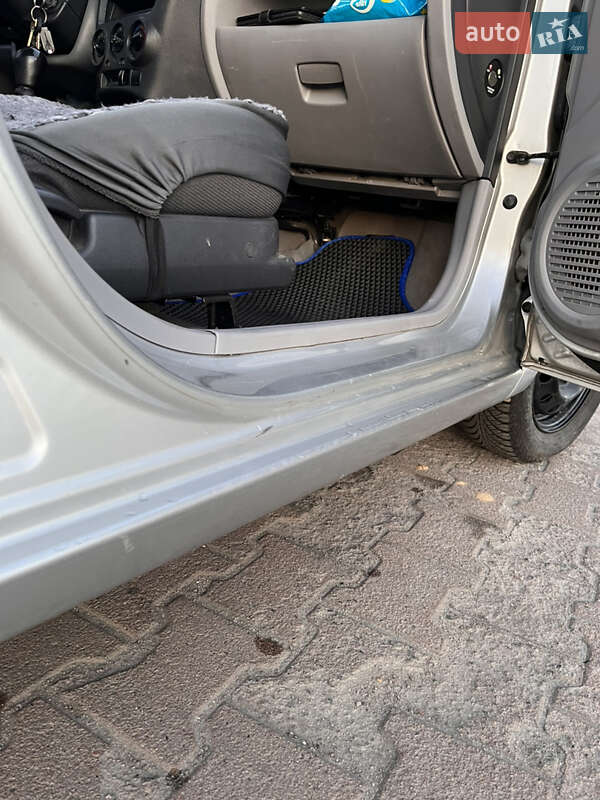 Хэтчбек Kia Picanto 2006 в Житомире