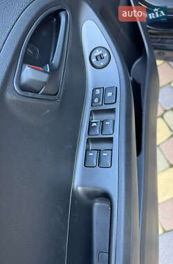 Хэтчбек Kia Picanto 2013 в 
