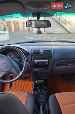 Хэтчбек Kia Picanto 2007 в 