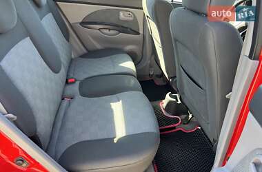 Хэтчбек Kia Picanto 2005 в 