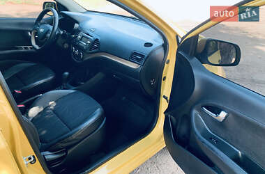 Хэтчбек Kia Picanto 2011 в 
