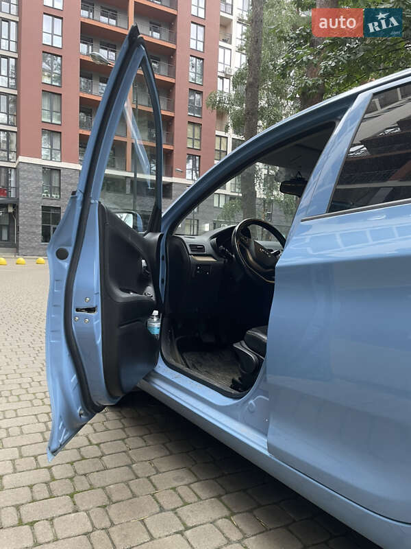 Хетчбек Kia Picanto 2012 в Броварах фото 8 Хетчбек Kia Picanto 2012 в Броварах