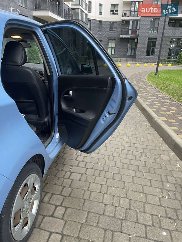 Хетчбек Kia Picanto 2012 в Броварах фото 11 Хетчбек Kia Picanto 2012 в Броварах
