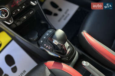 Хэтчбек Kia Picanto 2021 в 