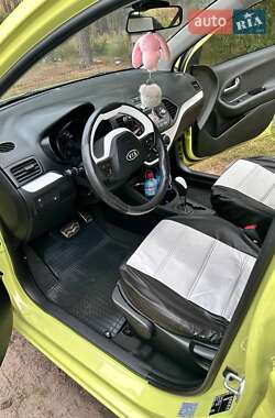 Хэтчбек Kia Picanto 2011 в 