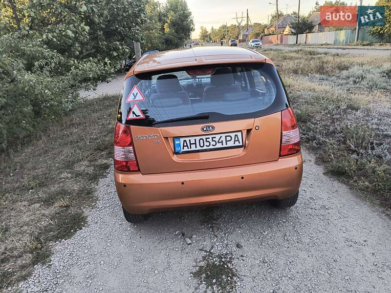 Хэтчбек Kia Picanto 2007 в 