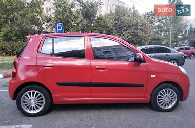Хэтчбек Kia Picanto 2010 в 