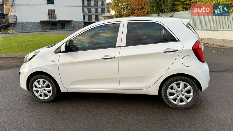 Хэтчбек Kia Picanto 2011 в Мукачево