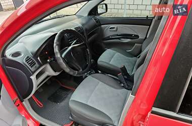 Хэтчбек Kia Picanto 2005 в  фото 7 Хэтчбек Kia Picanto 2005 в