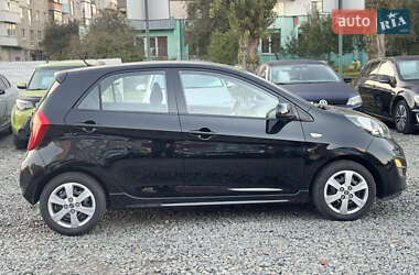 Хетчбек Kia Picanto 2013 в  фото 7 Хетчбек Kia Picanto 2013 в