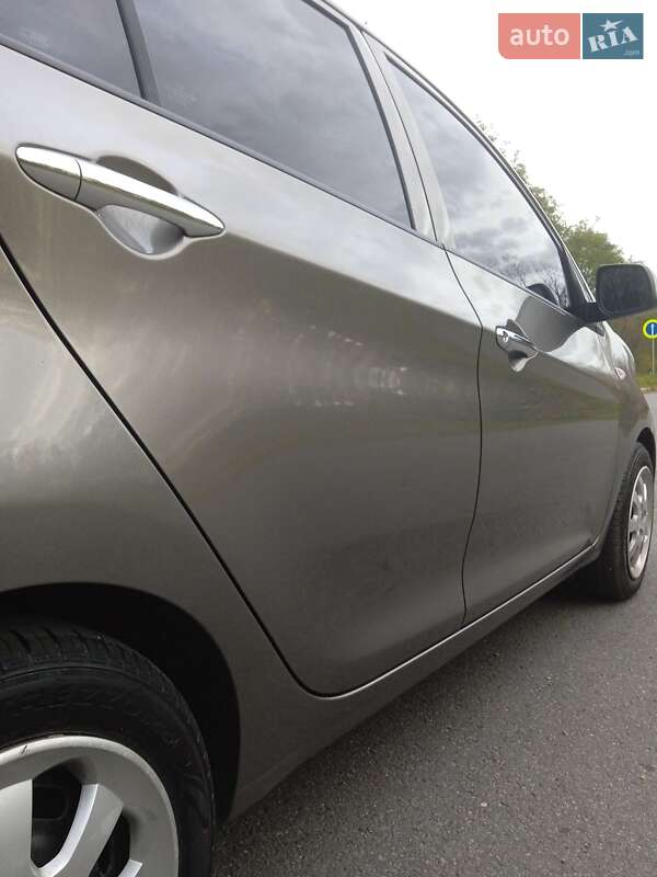 Хетчбек Kia Picanto 2011 в Красилові