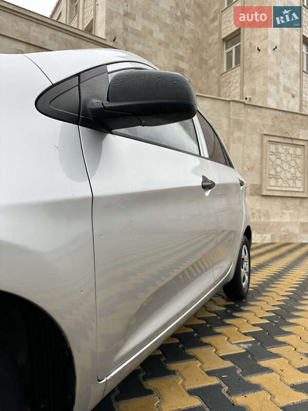 Хетчбек Kia Picanto 2014 в Одесі