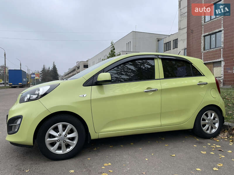 Хетчбек Kia Picanto 2011 в Черкасах