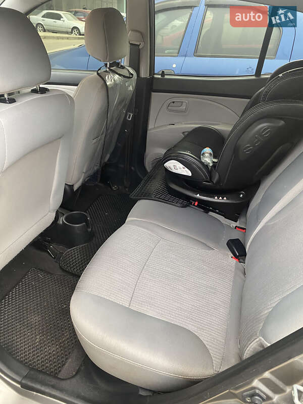 Хэтчбек Kia Picanto 2008 в Одессе