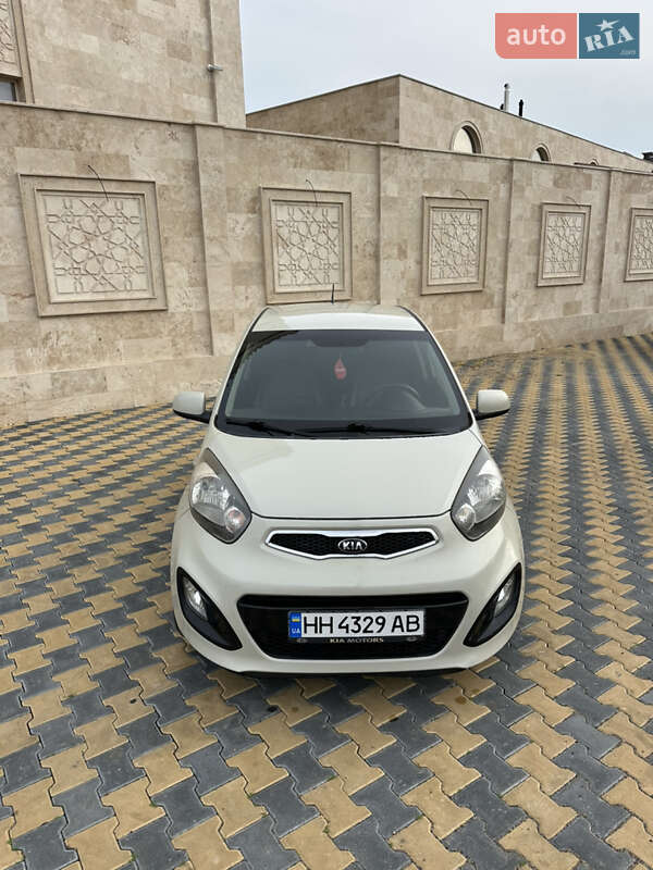 Хэтчбек Kia Picanto 2014 в Одессе фото 4 Хэтчбек Kia Picanto 2014 в Одессе