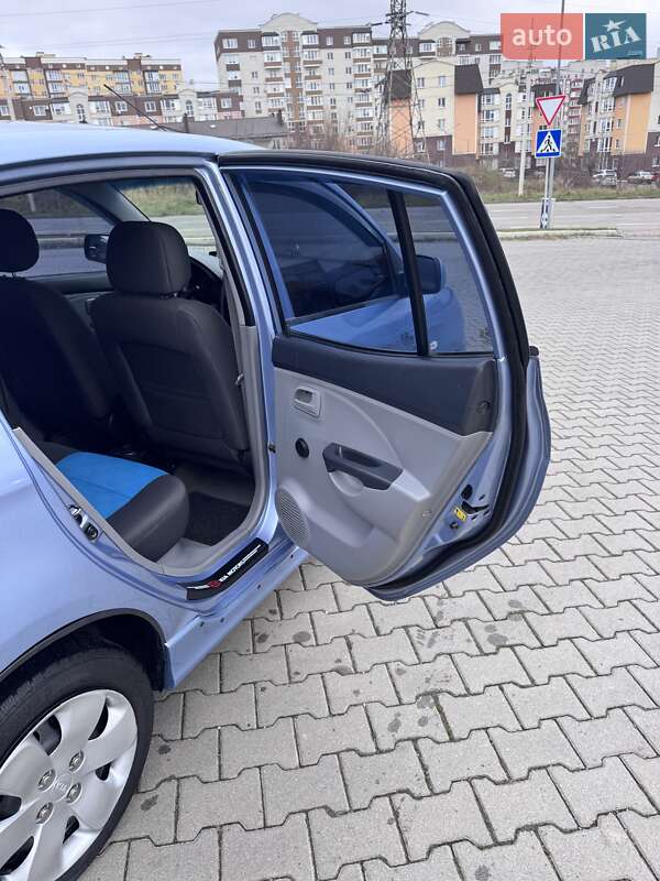Хетчбек Kia Picanto 2006 в Хмельницькому