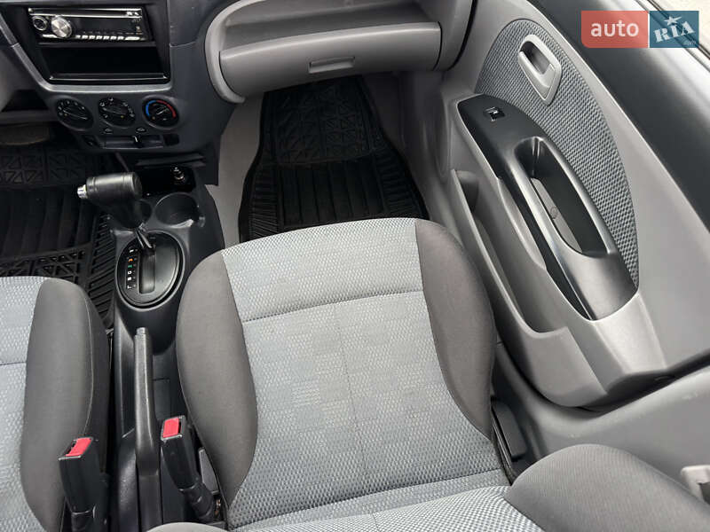 Хетчбек Kia Picanto 2007 в Дніпрі фото 31 Хетчбек Kia Picanto 2007 в Дніпрі