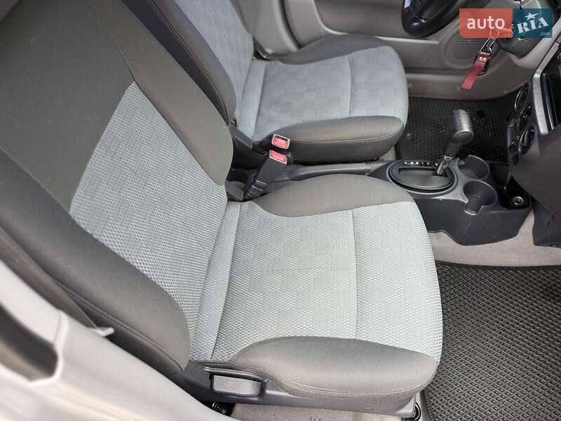 Хетчбек Kia Picanto 2006 в Кривому Розі фото 17 Хетчбек Kia Picanto 2006 в Кривому Розі