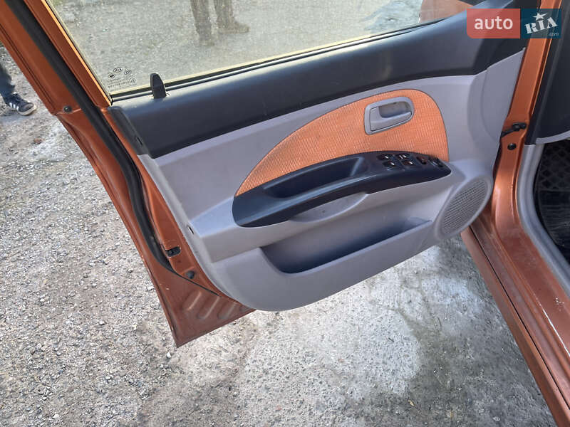 Хэтчбек Kia Picanto 2006 в Киеве фото 9 Хэтчбек Kia Picanto 2006 в Киеве