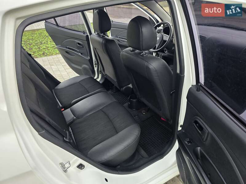 Хэтчбек Kia Picanto 2010 в Одессе фото 11 Хэтчбек Kia Picanto 2010 в Одессе