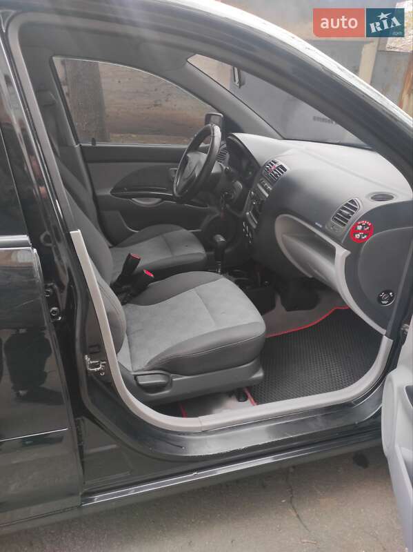 Хэтчбек Kia Picanto 2007 в Николаеве
