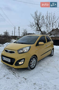 Хэтчбек Kia Picanto 2012 в Кривом Роге