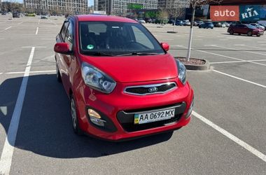 Хетчбек Kia Picanto 2012 в Києві