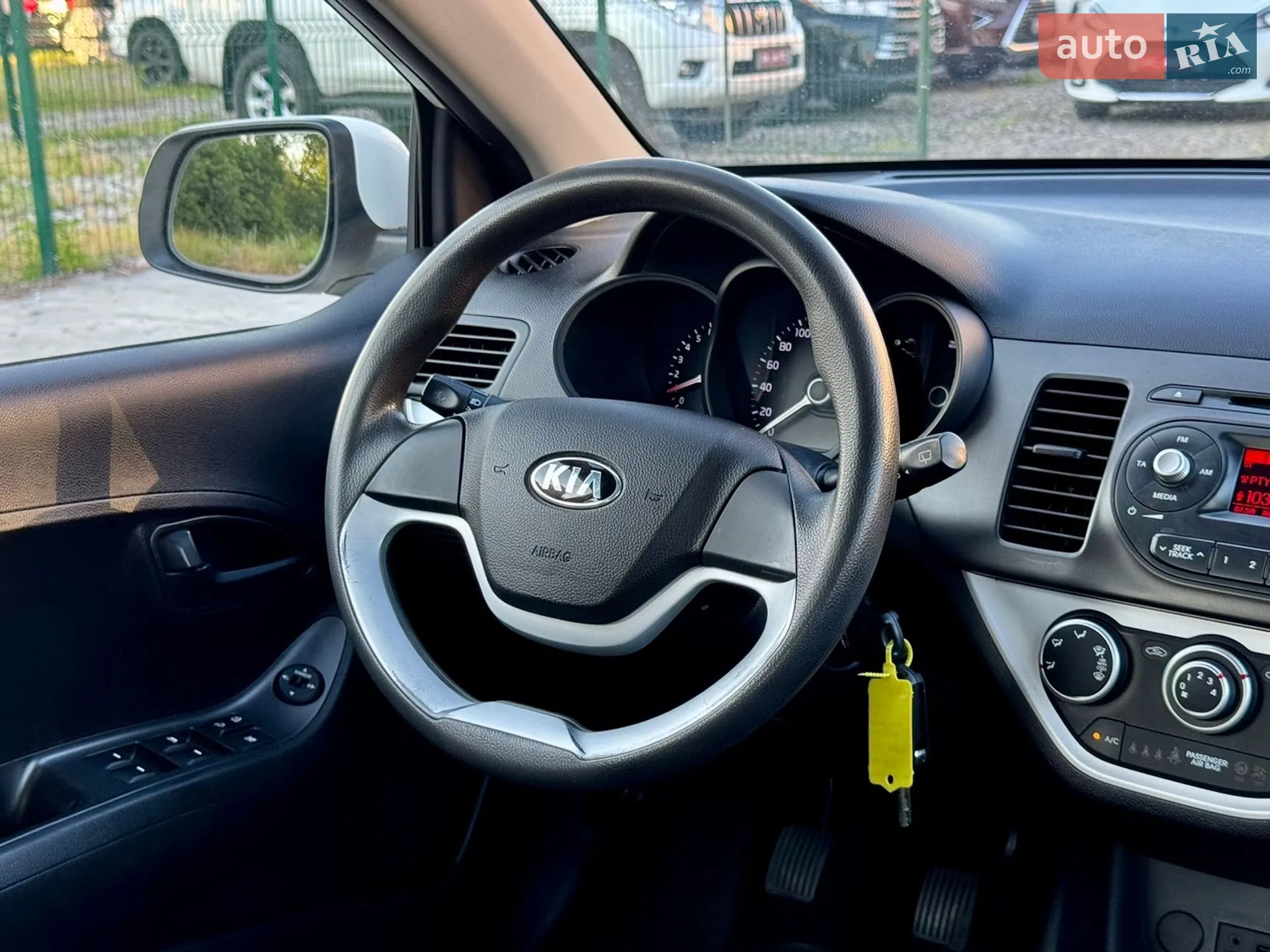 2013 Kia Picanto - мініатюра 16