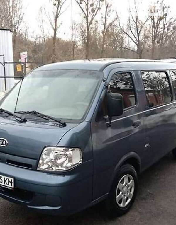 Минивэн Kia Pregio 2005 в 